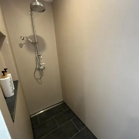 Landhausstuebchen 105qm Mit Balkon-2 Schlafzimmer-bad-wc-wifi-kaffeemaschine-waschmaschine-trockner-foehn-handtuecher Und Bettwaesche-sehr Familienfreundlich Appartamento *