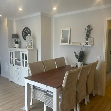 Landhausstübchen 105qm Mit Balkon-2 Schlafzimmer-bad-wc-wifi-kaffeemaschine-waschmaschine-trockner-föhn-handtücher Und Bettwäsche-sehr Familienfreundlich * Eichenzell