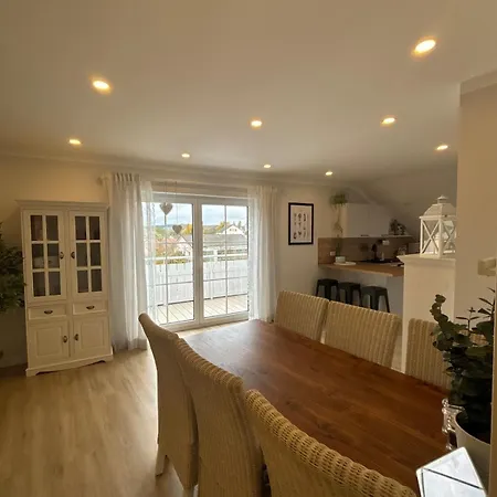 Landhausstuebchen 105qm Mit Balkon-2 Schlafzimmer-bad-wc-wifi-kaffeemaschine-waschmaschine-trockner-foehn-handtuecher Und Bettwaesche-sehr Familienfreundlich *