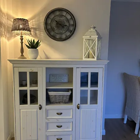 Landhausstuebchen 105qm Mit Balkon-2 Schlafzimmer-bad-wc-wifi-kaffeemaschine-waschmaschine-trockner-foehn-handtuecher Und Bettwaesche-sehr Familienfreundlich Appartamento Eichenzell