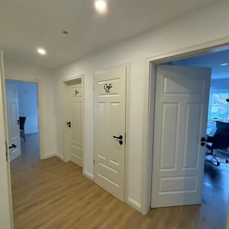 Landhausstübchen 105qm Mit Balkon-2 Schlafzimmer-bad-wc-wifi-kaffeemaschine-waschmaschine-trockner-föhn-handtücher Und Bettwäsche-sehr Familienfreundlich Eichenzell